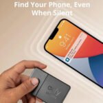 ⁦بطاقة التتبع الذكي يوفي سمارت تراك  - تصميم نحيف جداً للمحفظة - متوافق مع شبكة Find My من أبل⁩ - الصورة ⁦4⁩